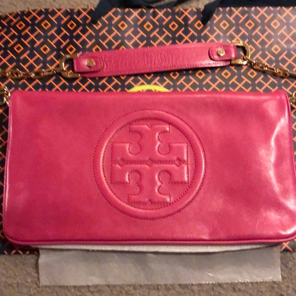 TORY BURCH BOMBE REVA CLUTCH